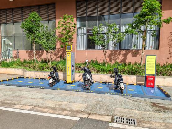 電動(dòng)自行車無(wú)線充電樁，電動(dòng)摩托車無(wú)線充電站，電動(dòng)兩輪車智能無(wú)線充電，共享電單車智能無(wú)線充電樁